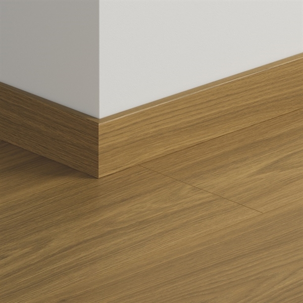 Quickstep Laminate Standard Skirting - 2.4m (Pack of 6)