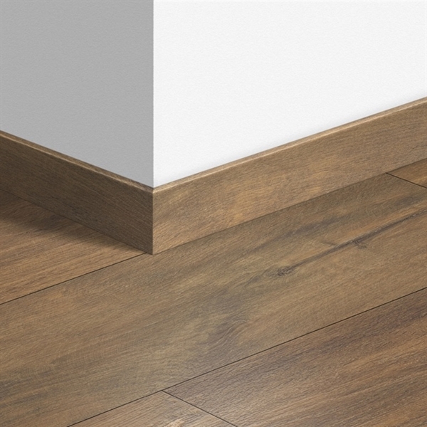 Quickstep Laminate Standard Skirting - 2.4m (Pack of 6)