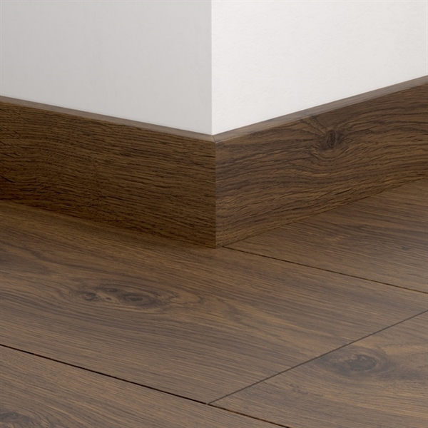 Quickstep Laminate Standard Skirting - 2.4m (Pack of 6)