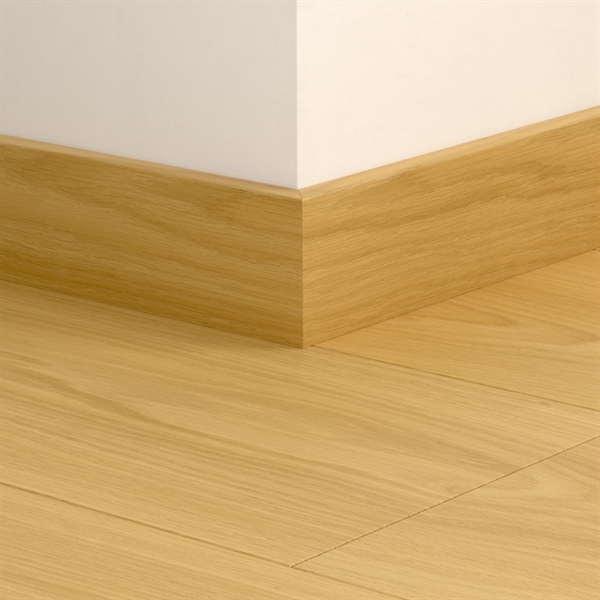 Quickstep Laminate Standard Skirting - 2.4m (Pack of 6)