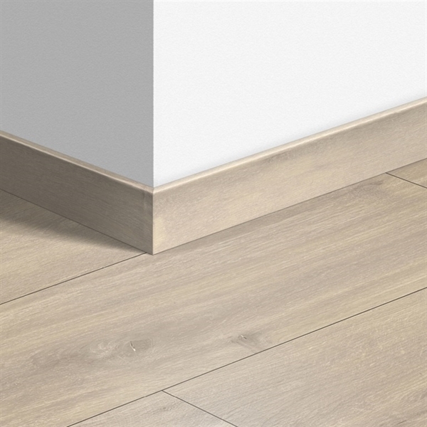 Quickstep Laminate Standard Skirting - 2.4m (Pack of 6)