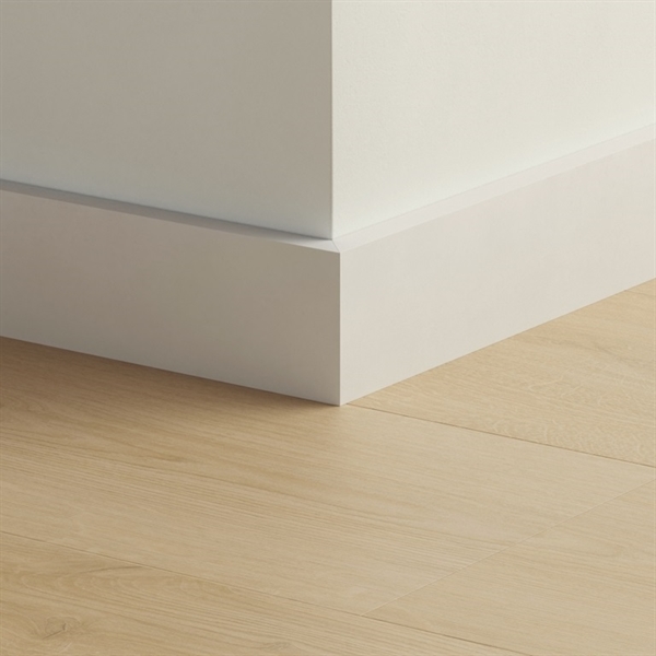 Quickstep Waterproof Paintable Medium Skirting - 2.4m (Pack of 6)